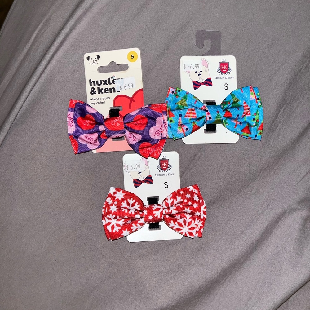 NWT S pet winter holiday bow ties for collar.
